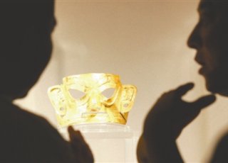 古蜀王国珍藏在京大规模展出 “金面具”露脸